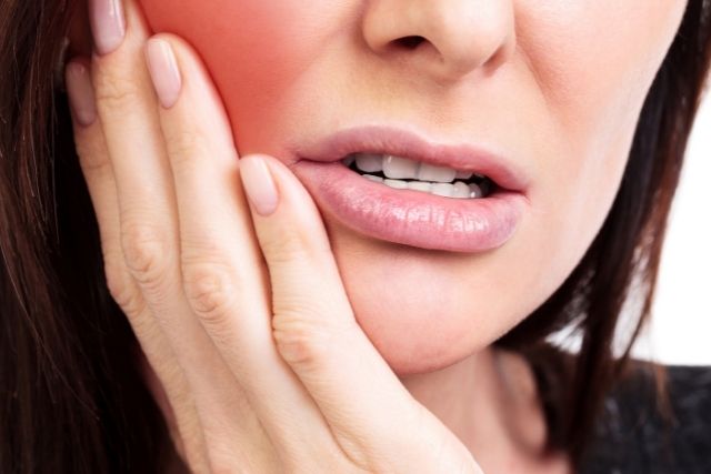 ブリッジした歯が痛くなる原因｜香川県高松市のインプラント治療なら吉本歯科医院