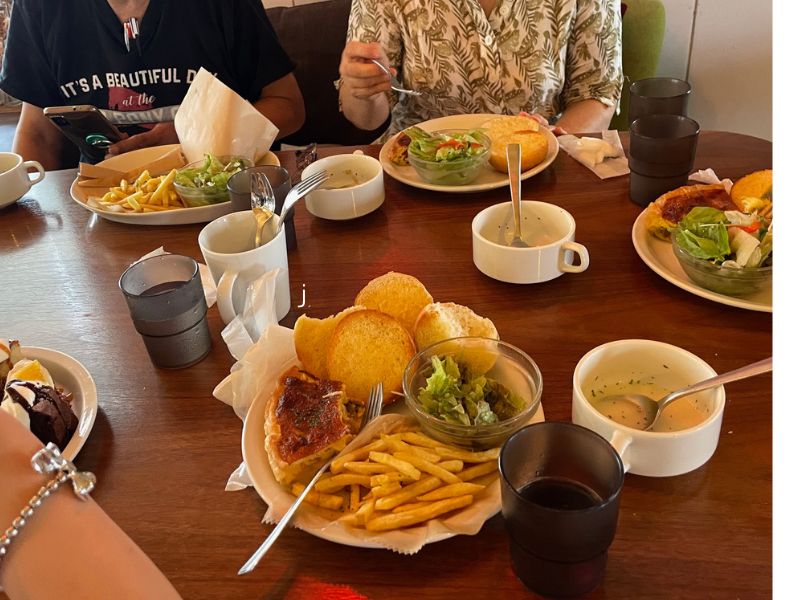 キャシー平野さん｜高松市のかみあわせ専門　吉本歯科医院