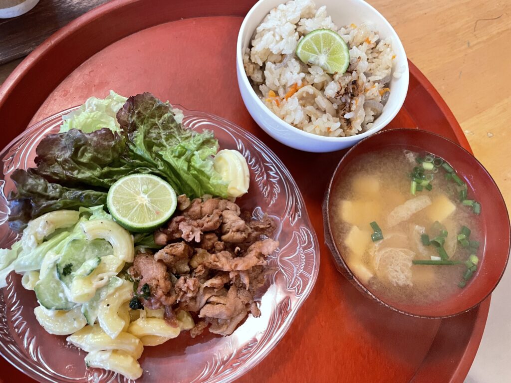 香川県高松市の職場のまかないご飯｜吉本歯科医院の今日のお昼ご飯