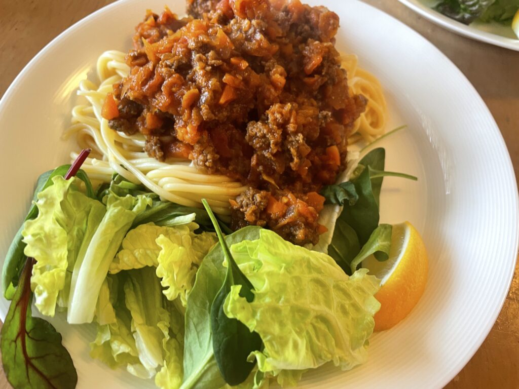 香川県高松市の職場のまかないご飯｜吉本歯科医院の今日のお昼ご飯