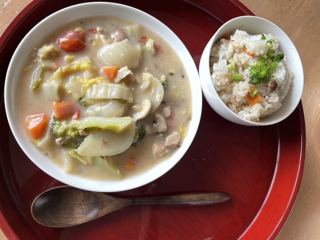 香川県高松市の職場のまかないご飯｜吉本歯科医院の今日のお昼ご飯