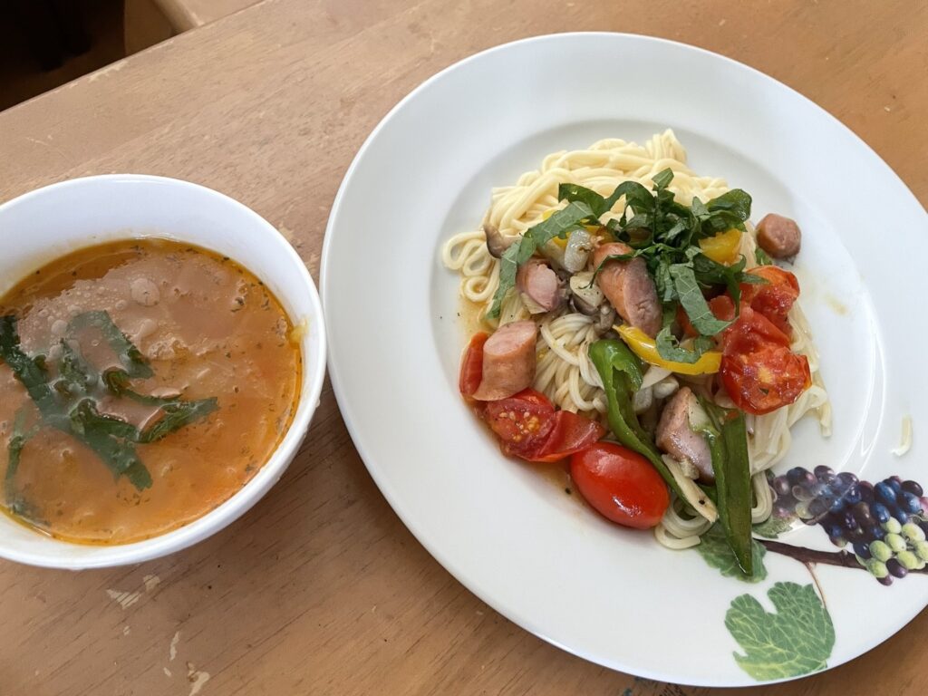 香川県高松市の職場のまかないご飯｜吉本歯科医院の今日のお昼ご飯