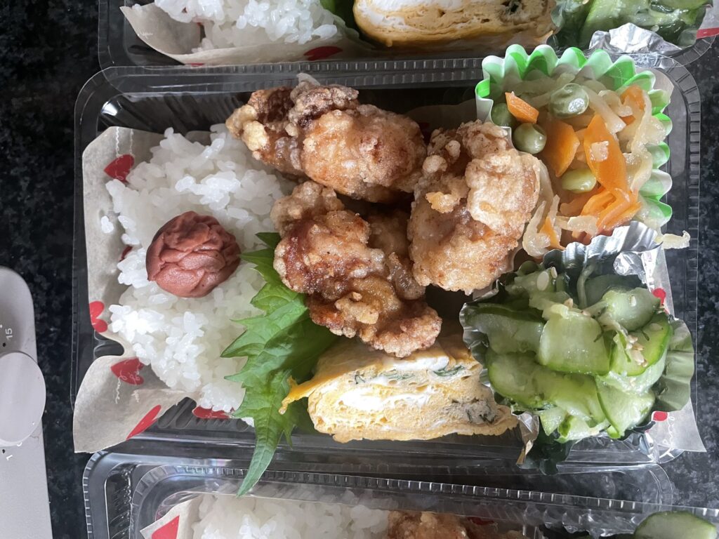 香川県高松市の職場のまかないご飯｜吉本歯科医院の今日のお昼ご飯